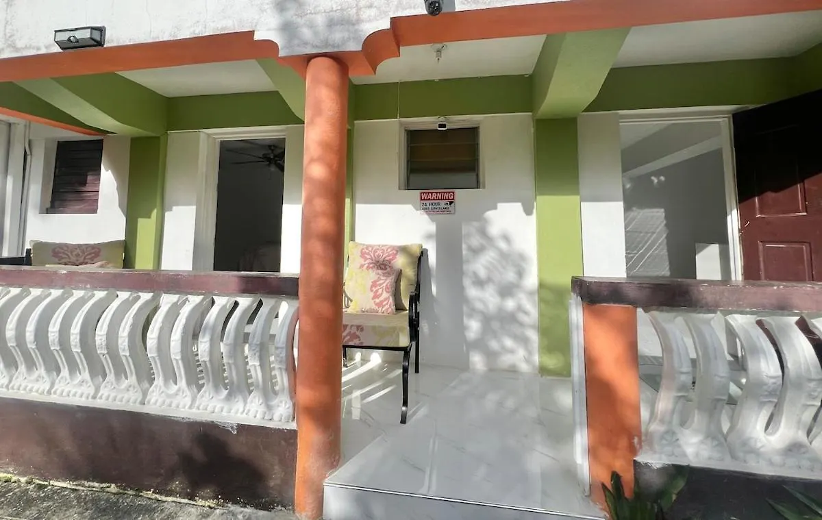 Apartment Port Antonio Private, Peaceful, Cozy Studio Suite